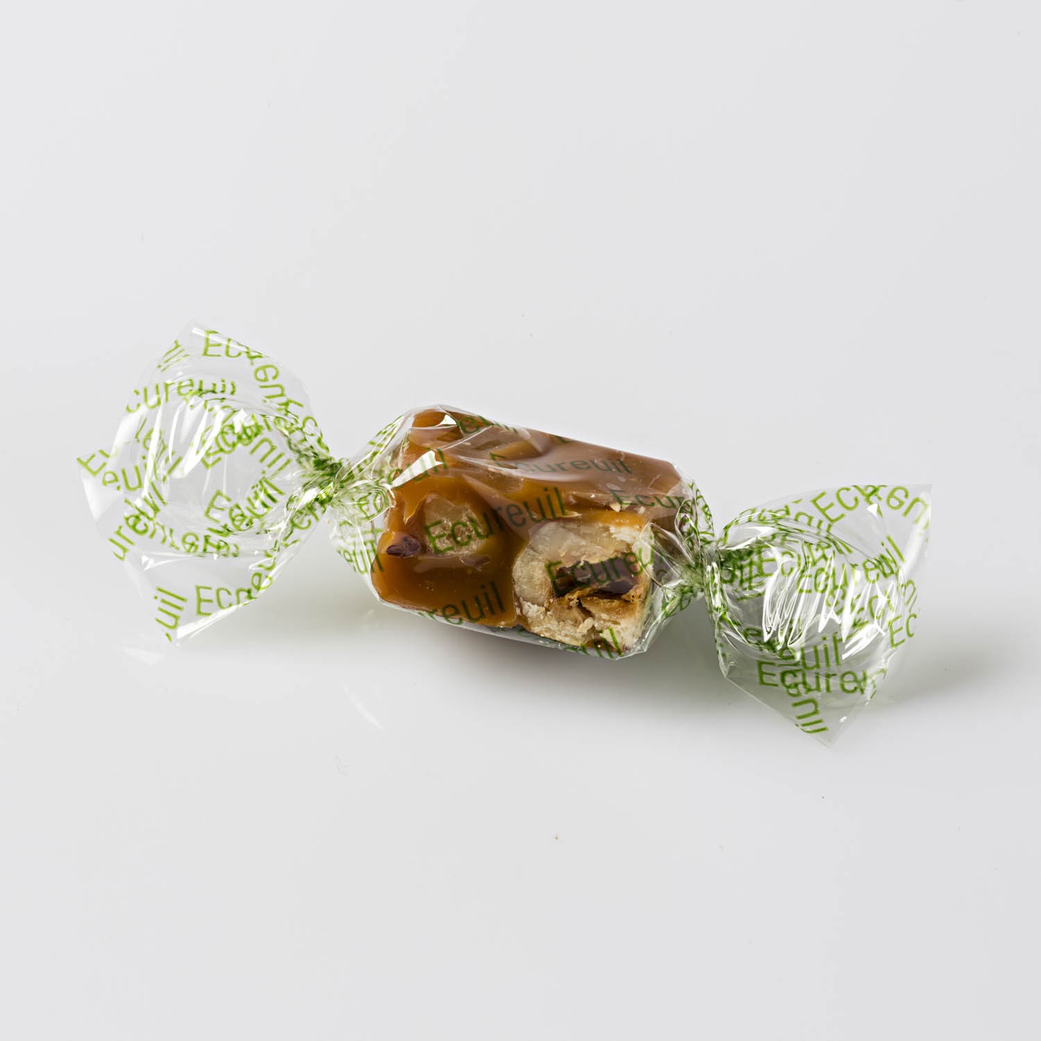 Cornelius – Papillotes de caramels avec noisettes entières 50 gr (Copie) – Image 3